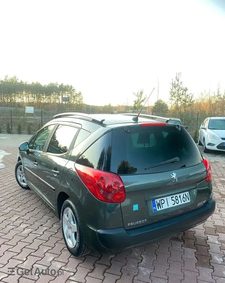 PEUGEOT 207 1.4 16V Trendy