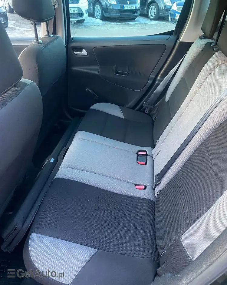 PEUGEOT 207 1.4 16V Trendy