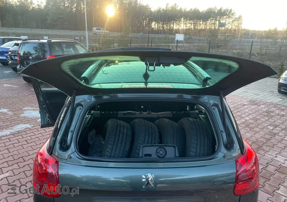 PEUGEOT 207 1.4 16V Trendy