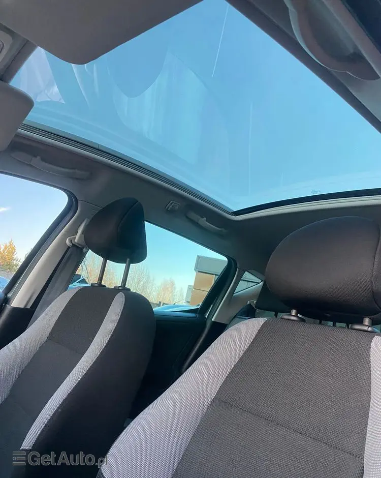 PEUGEOT 207 1.4 16V Trendy