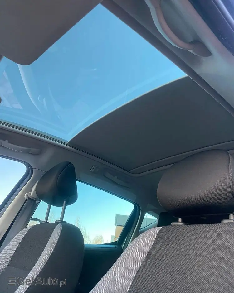 PEUGEOT 207 1.4 16V Trendy