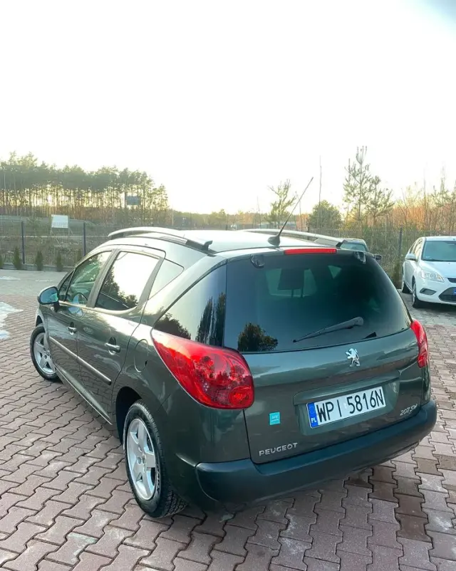 PEUGEOT 207 1.4 16V Trendy