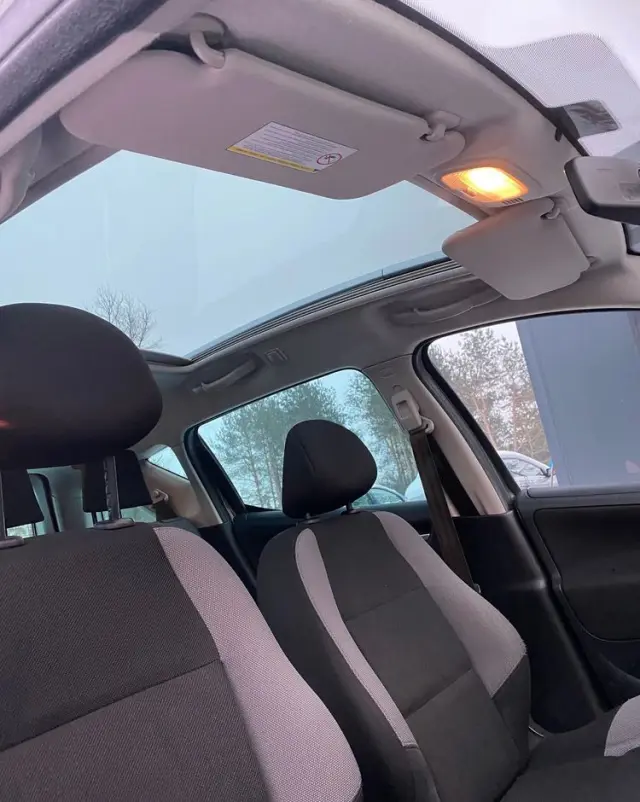 PEUGEOT 207 1.4 16V Trendy