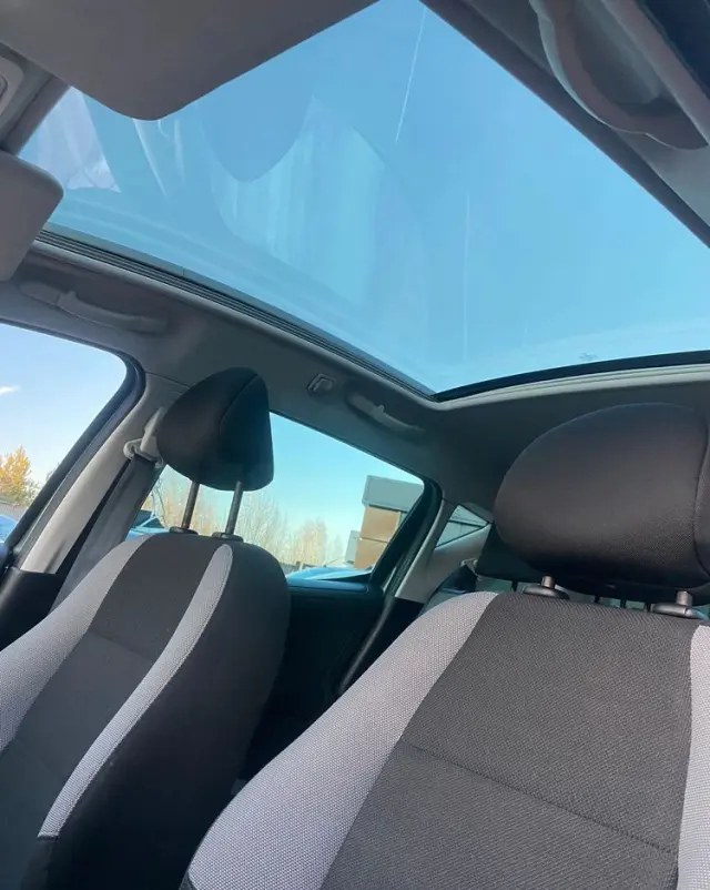 PEUGEOT 207 1.4 16V Trendy