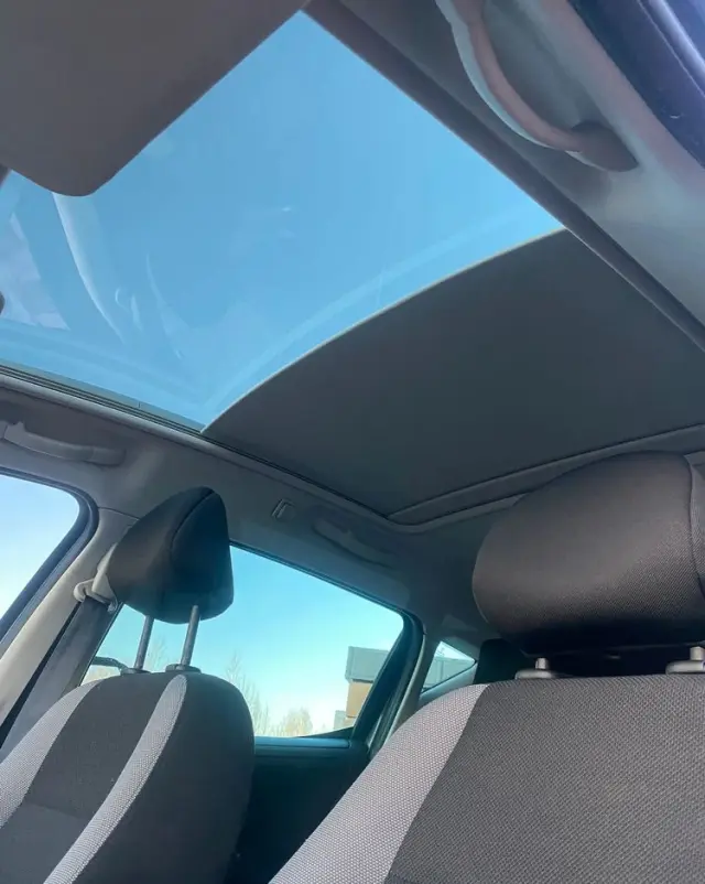 PEUGEOT 207 1.4 16V Trendy