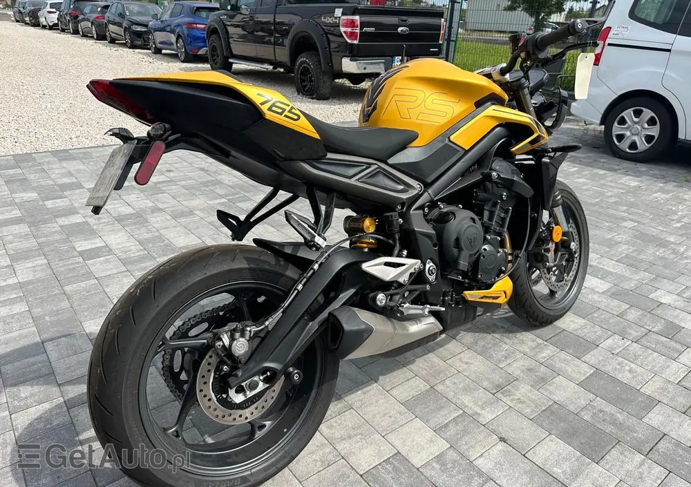 TRIUMPH Street Triple 