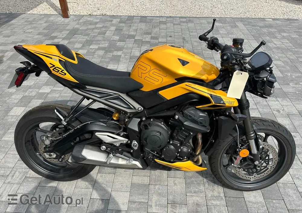 TRIUMPH Street Triple 