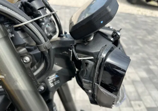 TRIUMPH Street Triple 