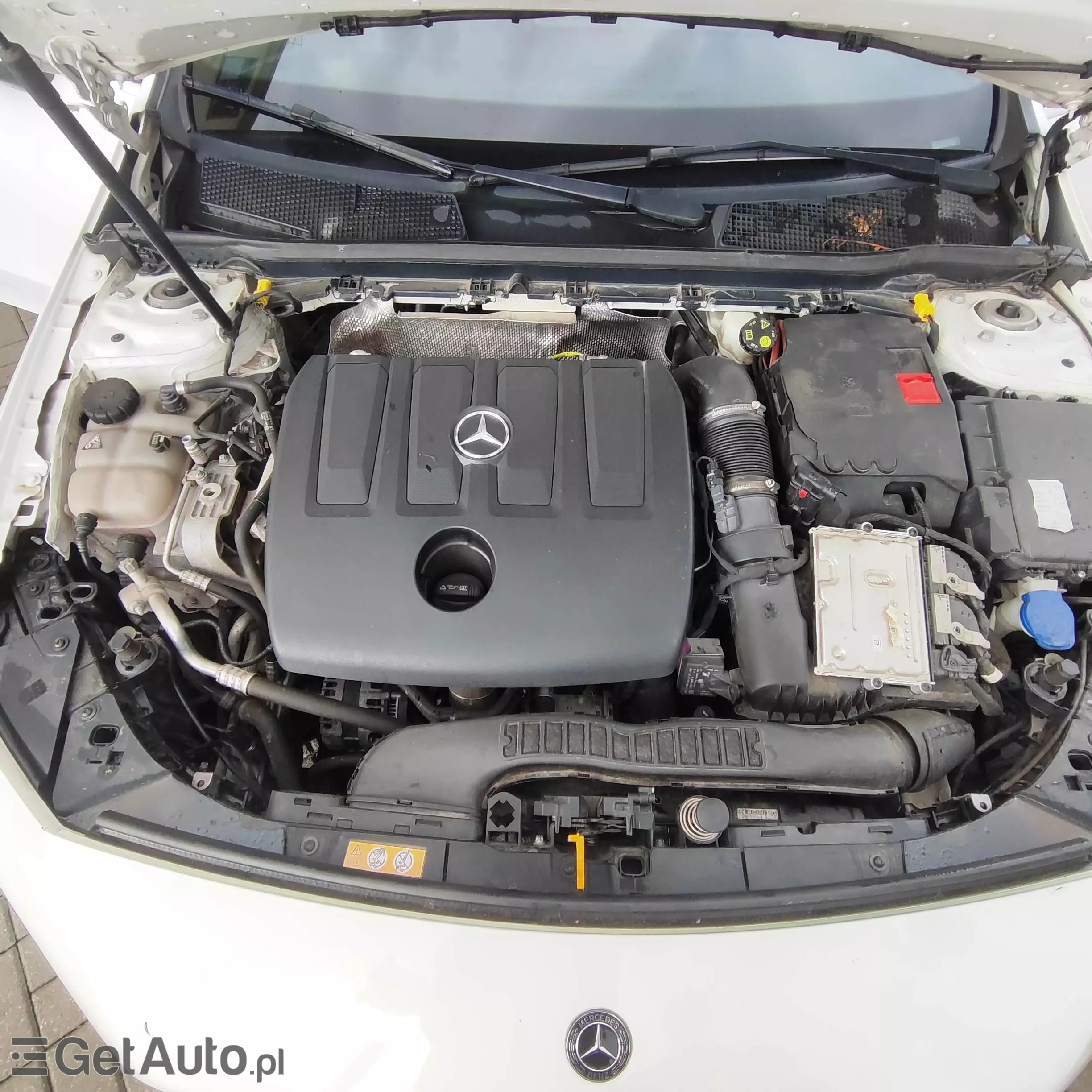MERCEDES-BENZ A 180 Business Solution
