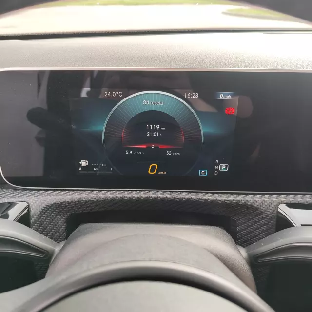 MERCEDES-BENZ A 180 Business Solution