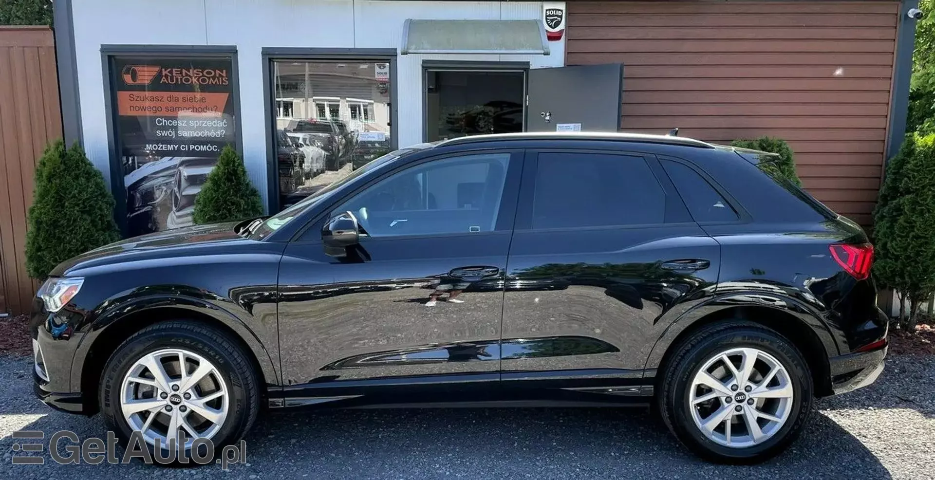 AUDI Q3 