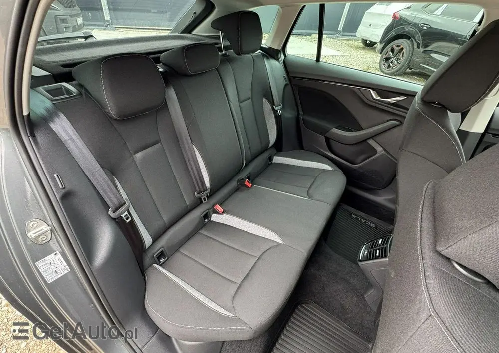 SKODA Scala 1.0 TSI Selection DSG