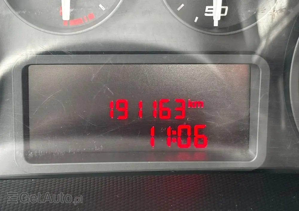 IVECO Daily 35C14 Długa Skrzynia Aluminiowa Nowa 4,20 dł. 