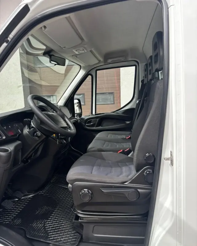 IVECO Daily 35C14 Długa Skrzynia Aluminiowa Nowa 4,20 dł. 