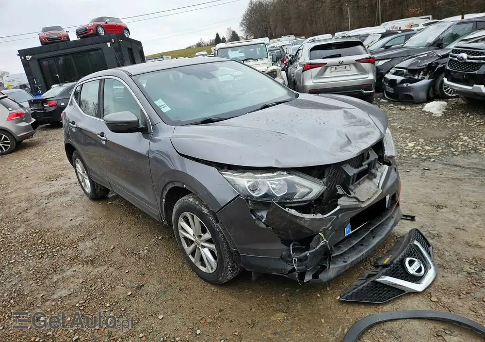 NISSAN Qashqai 1.5 dCi DPF visia