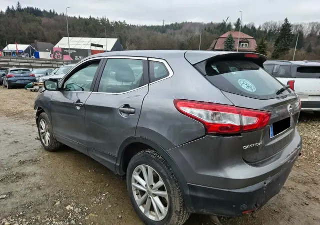 NISSAN Qashqai 1.5 dCi DPF visia