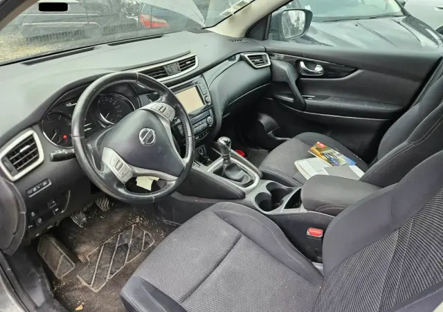 NISSAN Qashqai 1.5 dCi DPF visia
