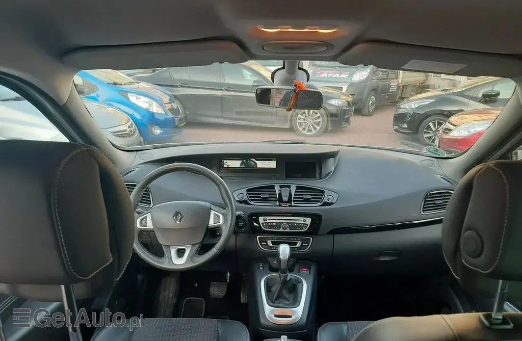 RENAULT Scenic 