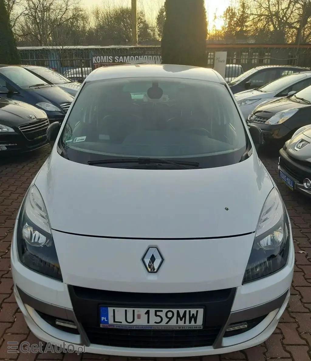 RENAULT Scenic 