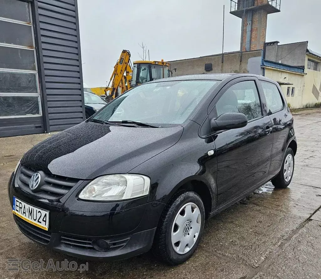 VOLKSWAGEN Fox 