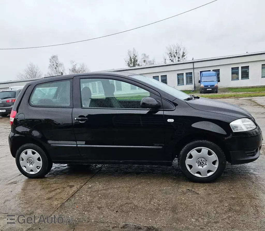 VOLKSWAGEN Fox 