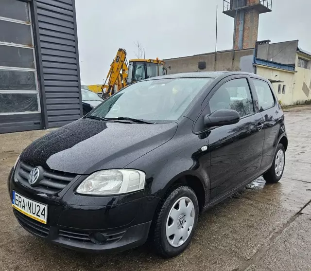VOLKSWAGEN Fox 