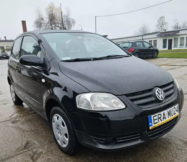 VOLKSWAGEN Fox 