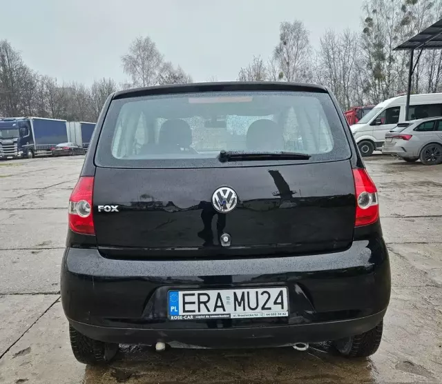 VOLKSWAGEN Fox 