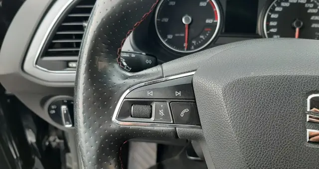 SEAT Leon 2.0 TDI FR S&S DSG