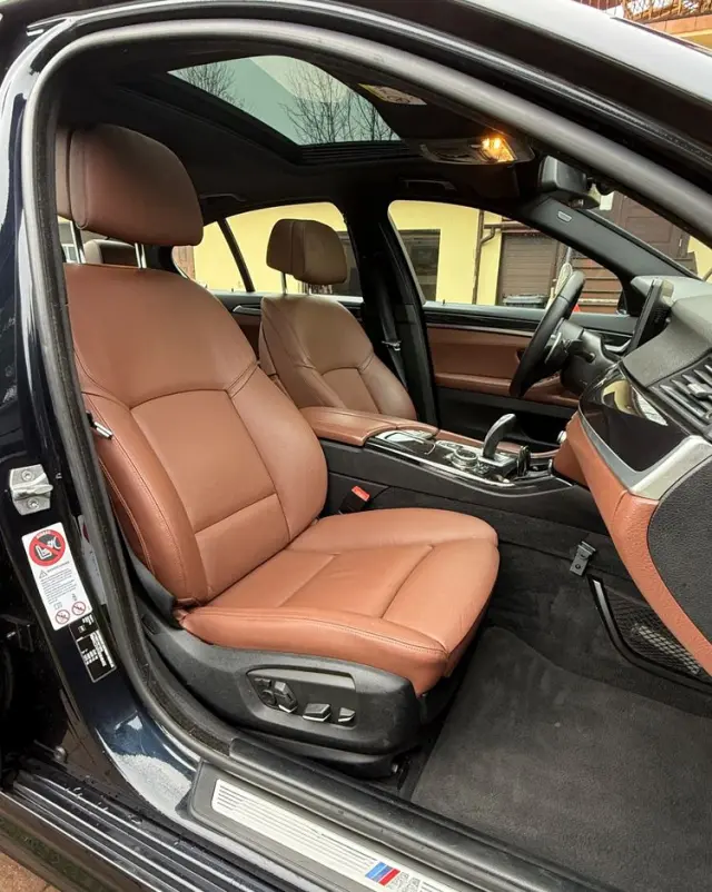 BMW Seria 5 520d Sport-Aut