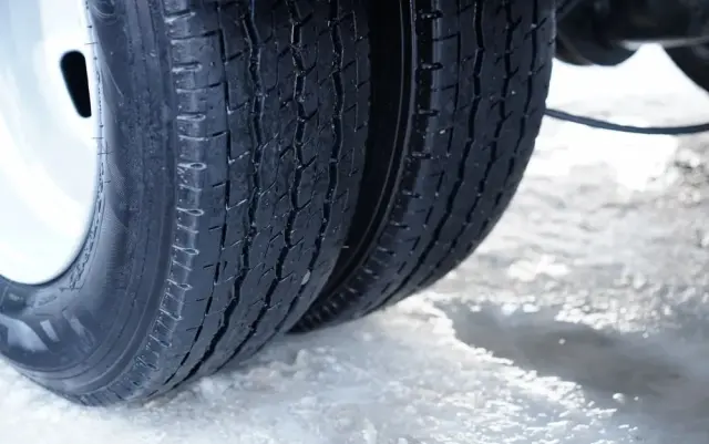 IVECO DAILY 35-150 / WYWROTKA TYLNOZSYPOWA / BLIŹNIAK /  SPROWADZONY 