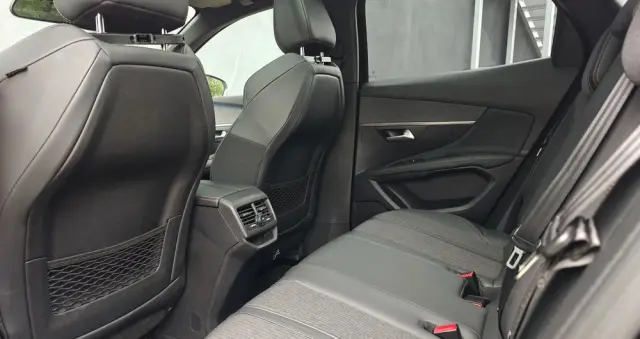 PEUGEOT 3008 1.5 BlueHDi GT S&S