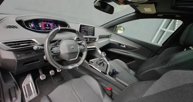 PEUGEOT 3008 1.5 BlueHDi GT S&S