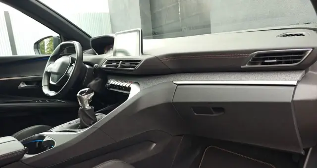 PEUGEOT 3008 1.5 BlueHDi GT S&S