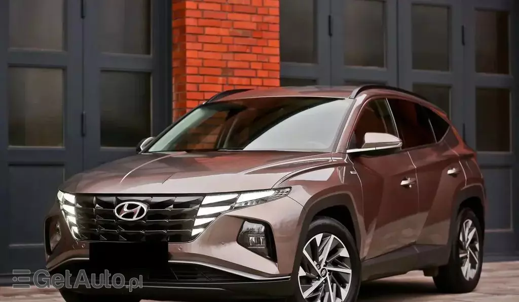 HYUNDAI Tucson 