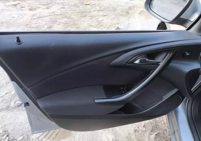 OPEL Astra IV 1.6 Active