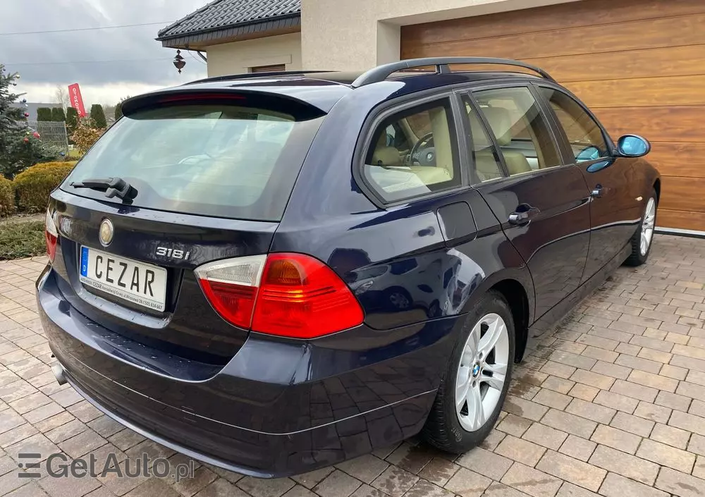 BMW Seria 3 318i Touring Edition Exclusive
