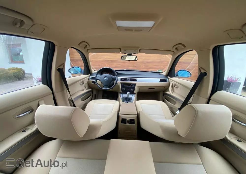 BMW Seria 3 318i Touring Edition Exclusive