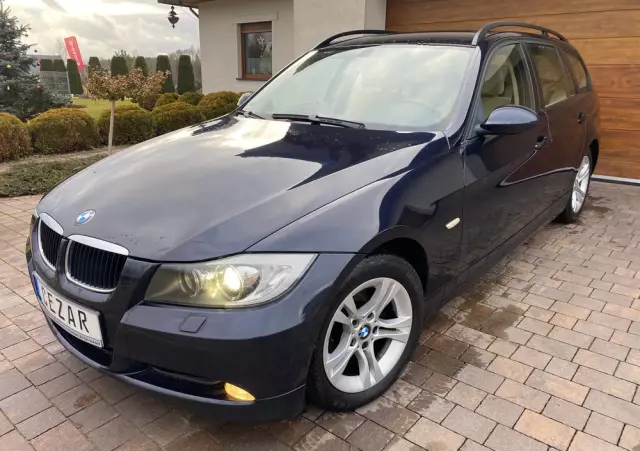 BMW Seria 3 318i Touring Edition Exclusive