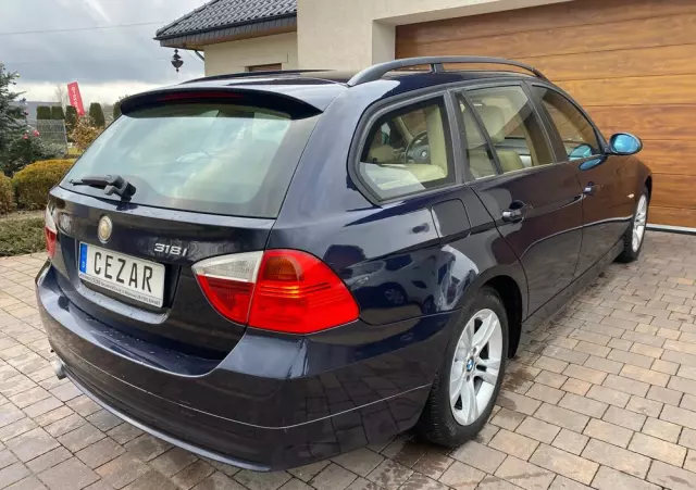 BMW Seria 3 318i Touring Edition Exclusive
