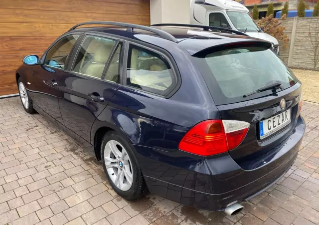 BMW Seria 3 318i Touring Edition Exclusive