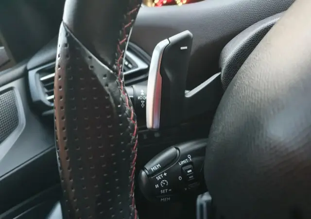 PEUGEOT 308 1.2 PureTech GPF GT Pack S&S EAT8