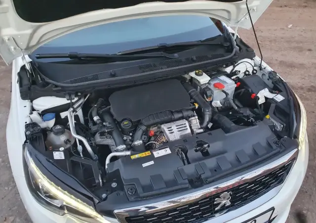 PEUGEOT 308 1.2 PureTech GPF GT Pack S&S EAT8