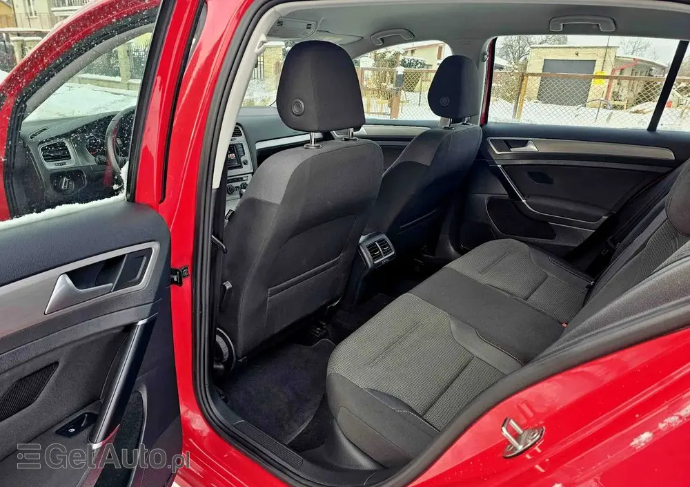 VOLKSWAGEN Golf 1.4 TSI (BlueMotion Technology) DSG Highline