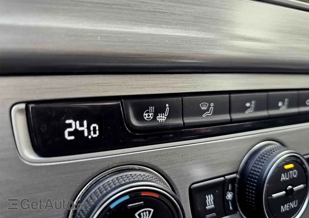 VOLKSWAGEN Golf 1.4 TSI (BlueMotion Technology) DSG Highline