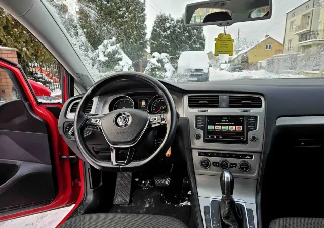 VOLKSWAGEN Golf 1.4 TSI (BlueMotion Technology) DSG Highline