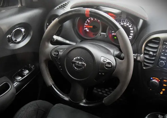 NISSAN Juke 1.6 DIG-T Nismo RS EU6