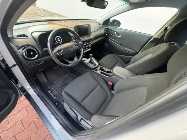 HYUNDAI Kona Executive