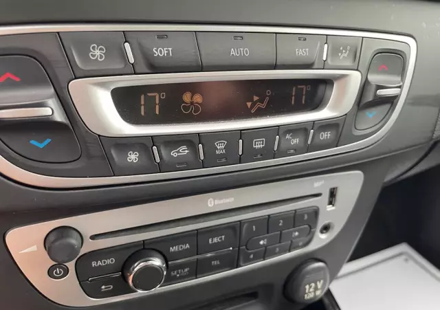 RENAULT Megane 1.6 dCi Energy Bose Edition