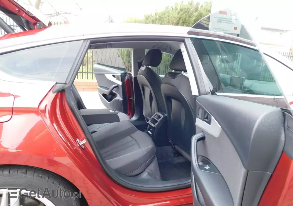 AUDI A5 40 TFSI S tronic